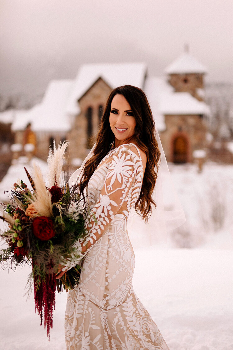 Estes+Park+Wedding+Photographer+Rocky+Mountain+National+Park+Denver+Colorado+Elopement+Winter+Wedding+Allenspark+Liz+Osban+Photography+Destination+Denver+Wyoming+Snowy+Rue+De+Seine+Boho+067