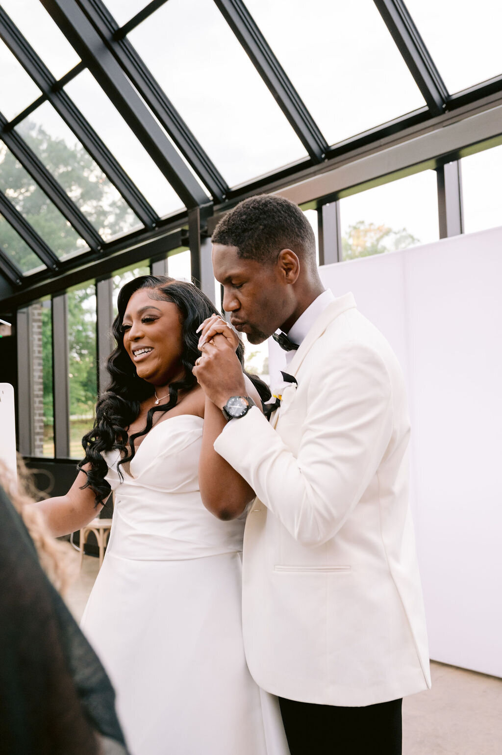 Youngs-Wedding-Sneak-Peeks-0141