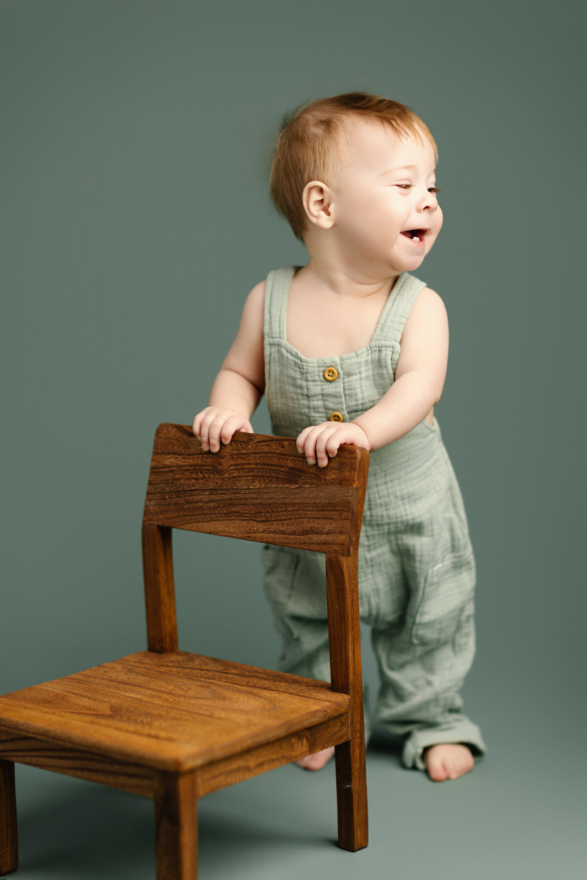 NW Arkansas baby photographer, milestone session near me, NW Arkansas baby portrait studio, professional baby photos