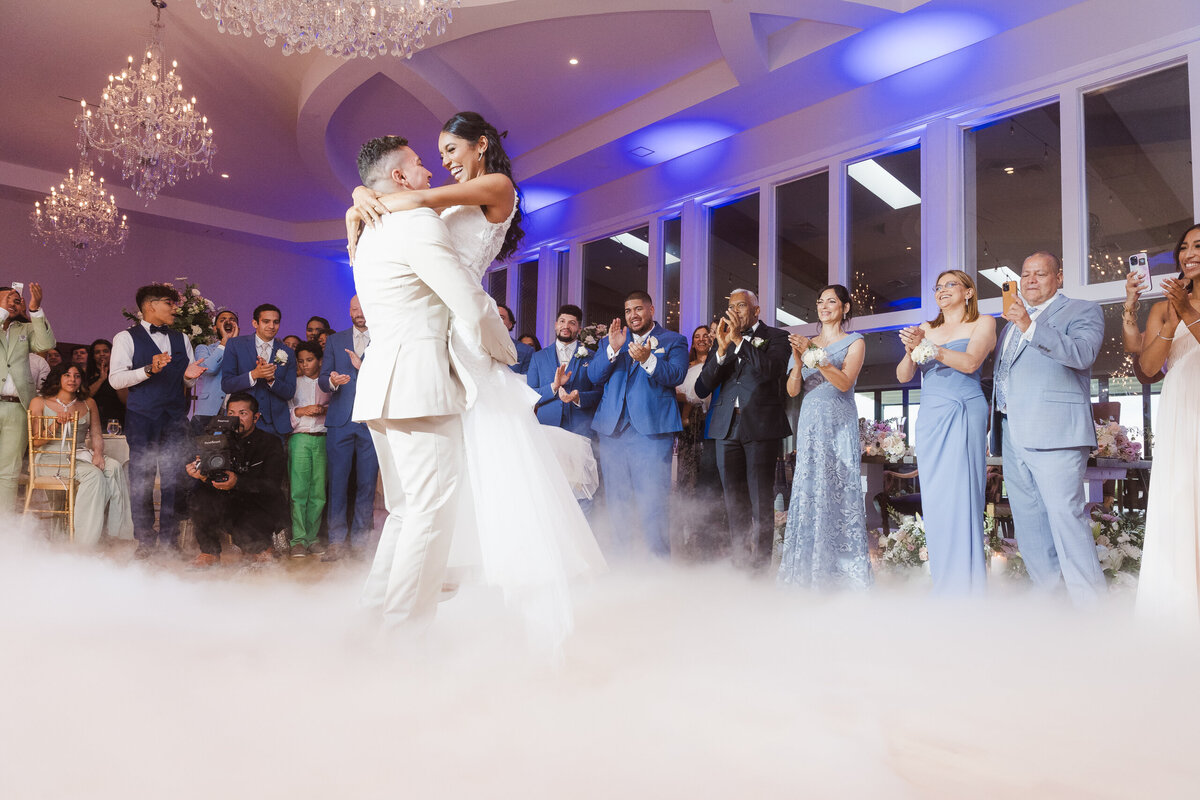 skyview-golf-club-wedding-reception-ballroom-photos-by-suess-moments