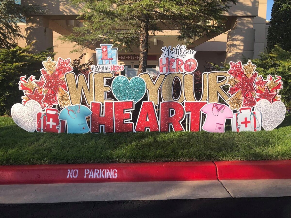 Simply Sign It is a yard greeting sign rental company servicing Edmond, NW OKC, Piedmont, and Deer Creek. Create a yard greeting sign for your home, organization, or school.