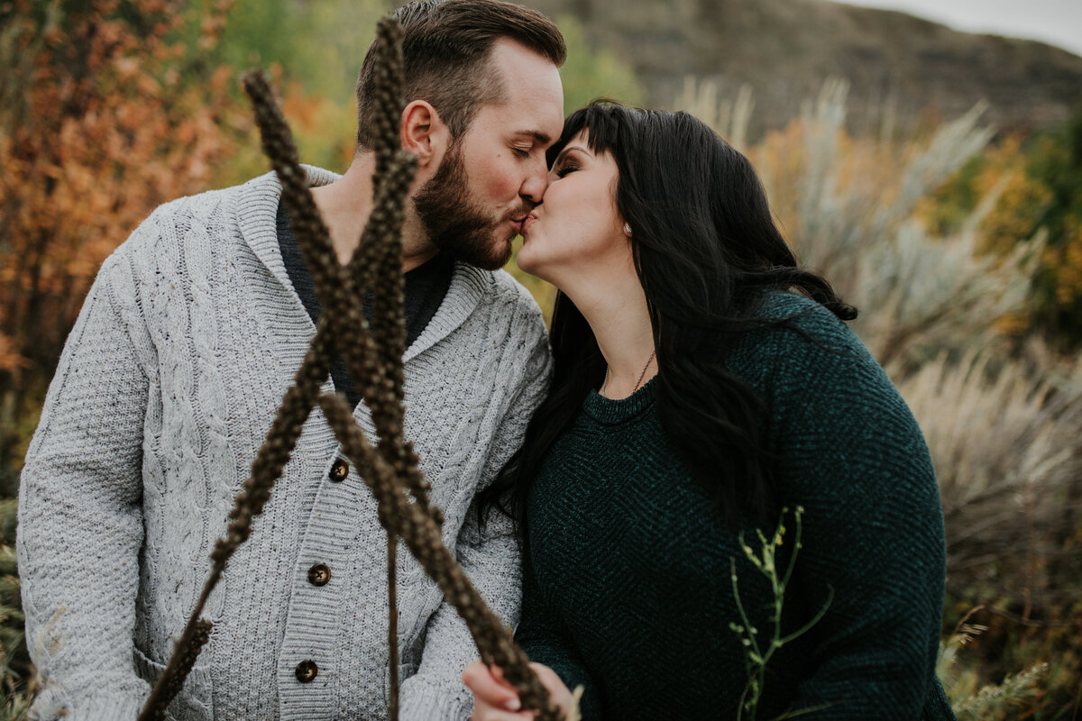 Drumheller-Badlands-Engagement-Photographer-252