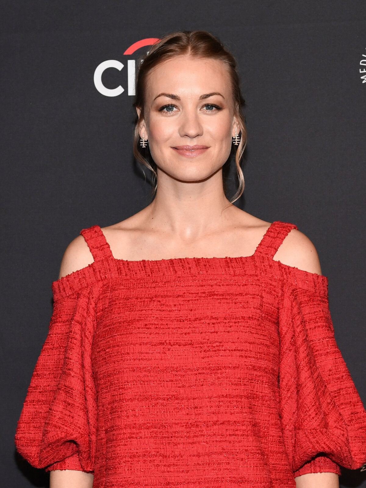 Yvonne Strahovski in a red dress and natural makeup