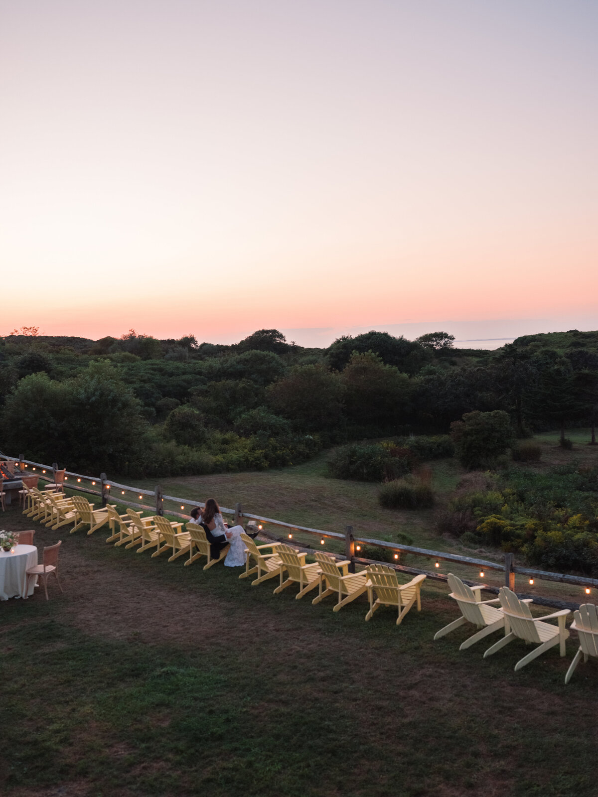 Marthas-vineyard-wedding-planner-kg-events-design-luxury-destination-weddings-private-events-corporate-events-aquinnah-ma-event-designer-outermost-inn-outdoor-tented-wedding-reception-black-frame-tent-96