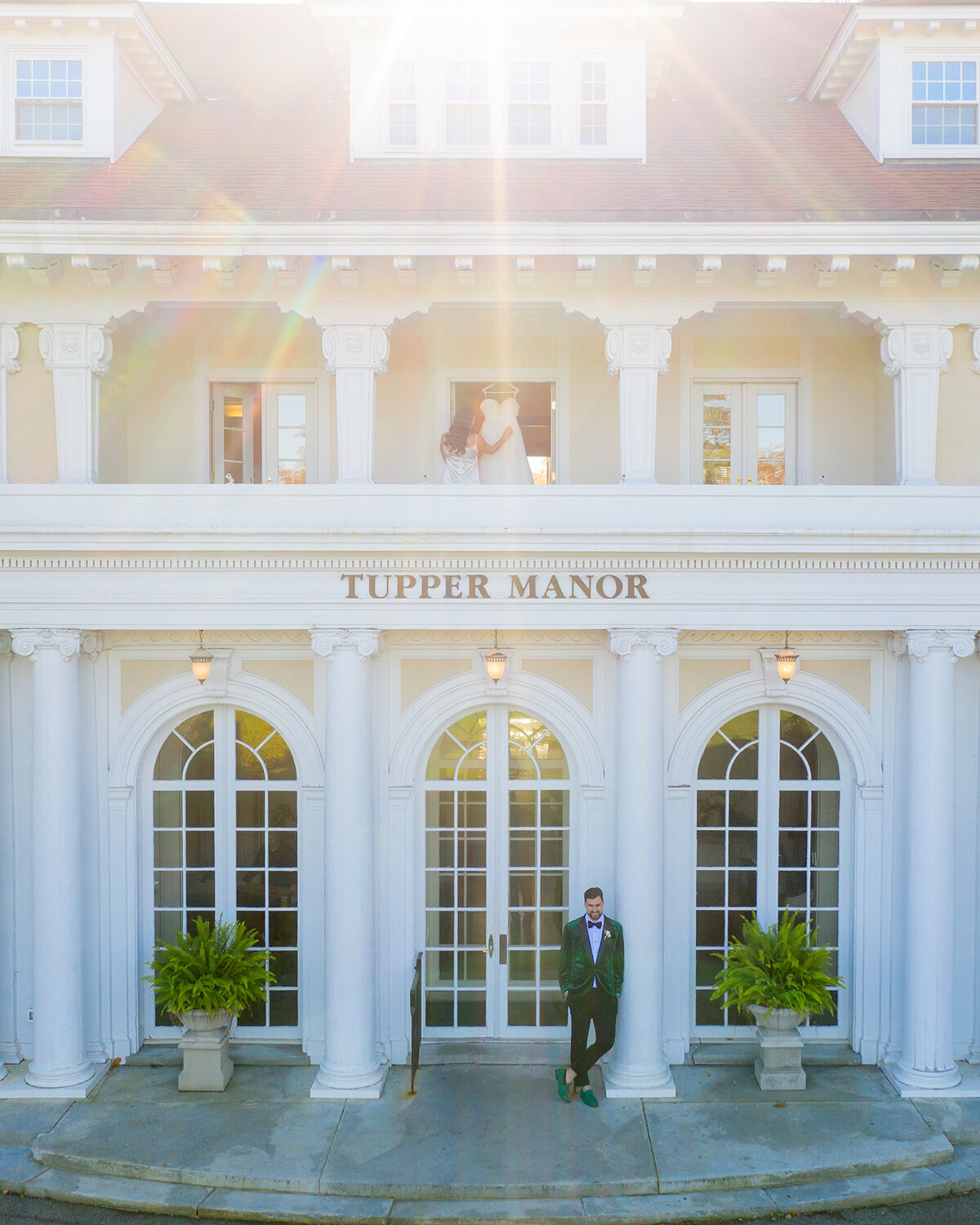 Tupper Manor Ai_230