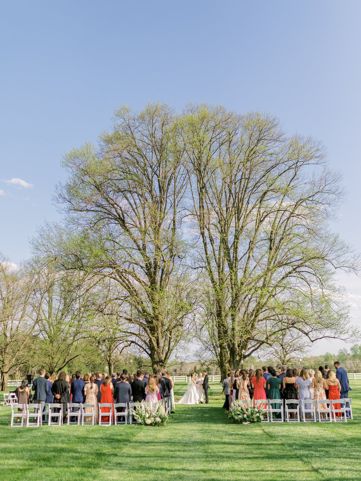 Elizabeth&Dahler_Wedding2022_CastleCiderHill_AngelikaJohnsPhotography-39