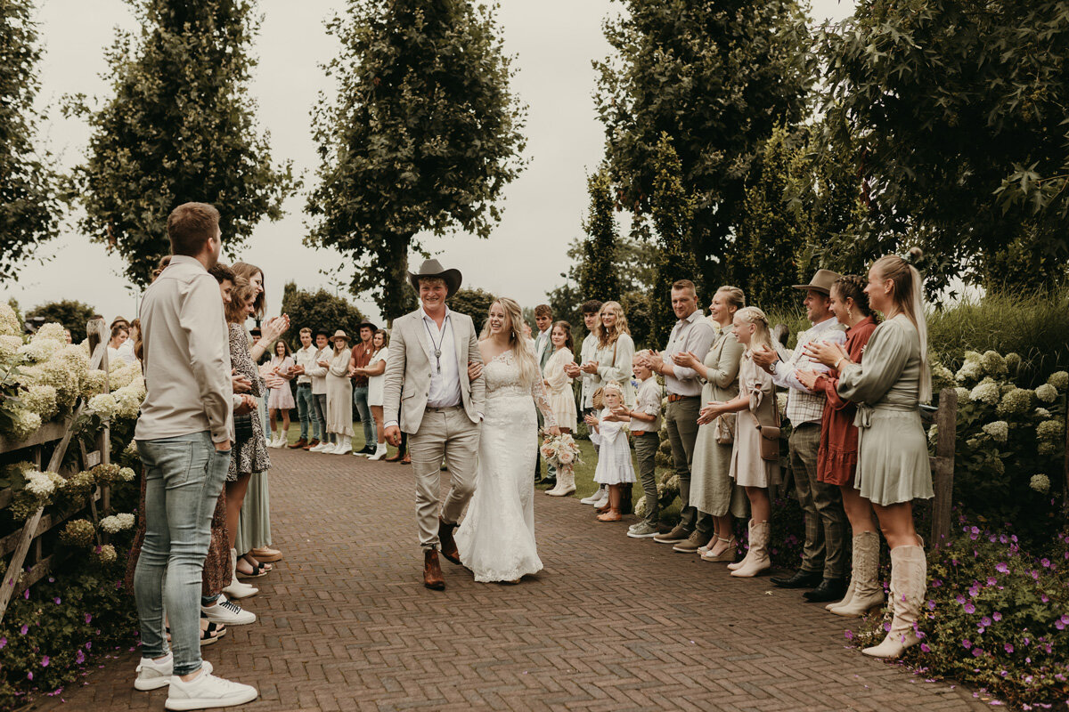 Trouwfotograaf-omgeving-wijchen-nijmegen-gelderland-brabant-Julia-&-Jarno-BlinkendBeeld-130