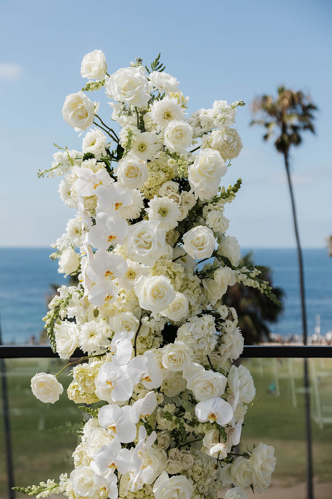 california-rooftop-wedding-meagan-hilss-events