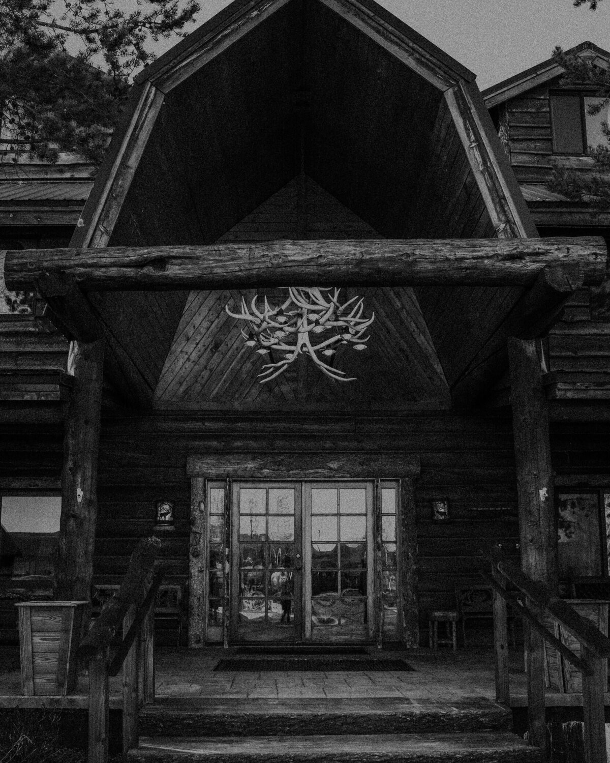 Yellowstone Number One Wedding Photographer -10