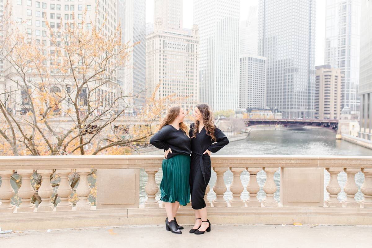 downtown-chicago-engagement-photographer_0010