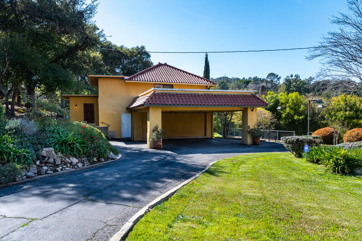 GYP_832 Highland Dr_090_MLS