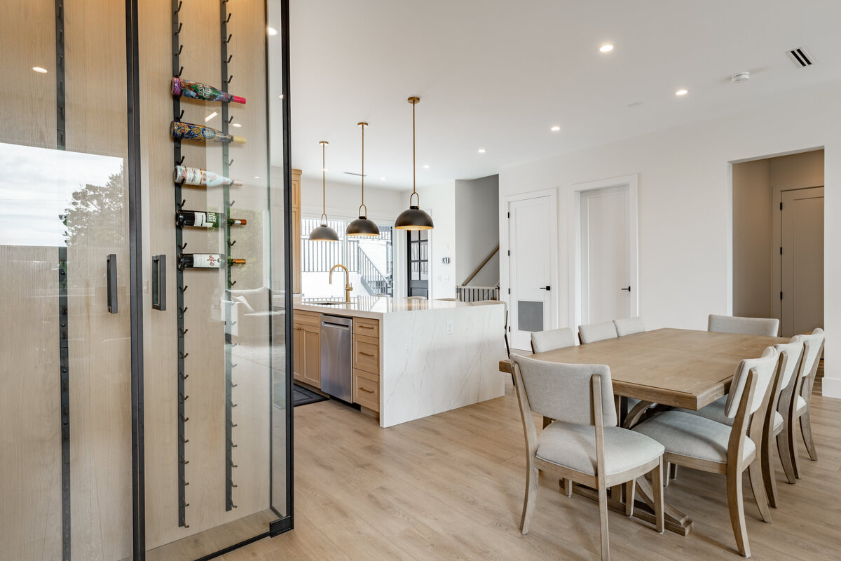 10376 125 St-13