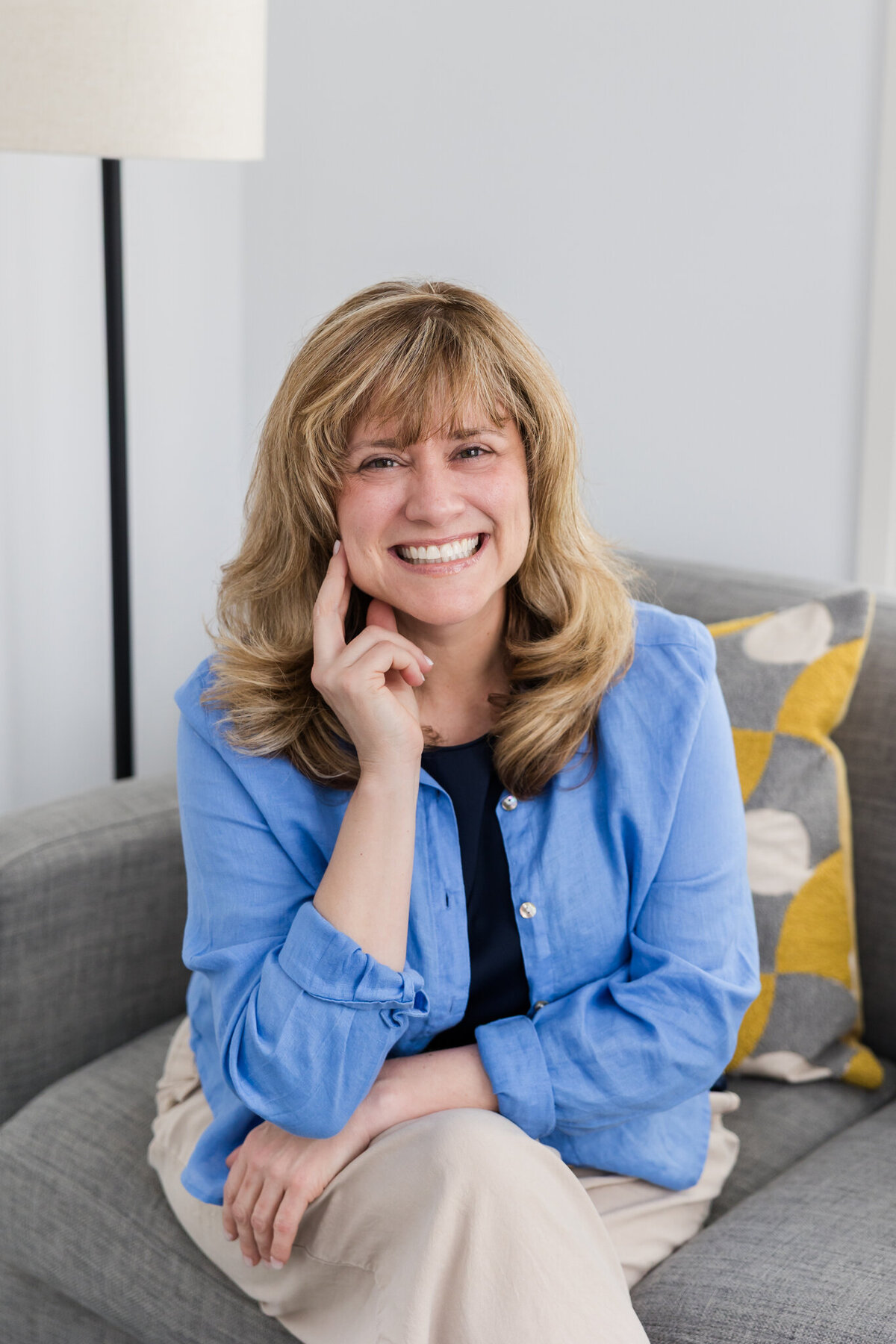 New Roots Healing Center_Sneak Peeks_012_(2048)