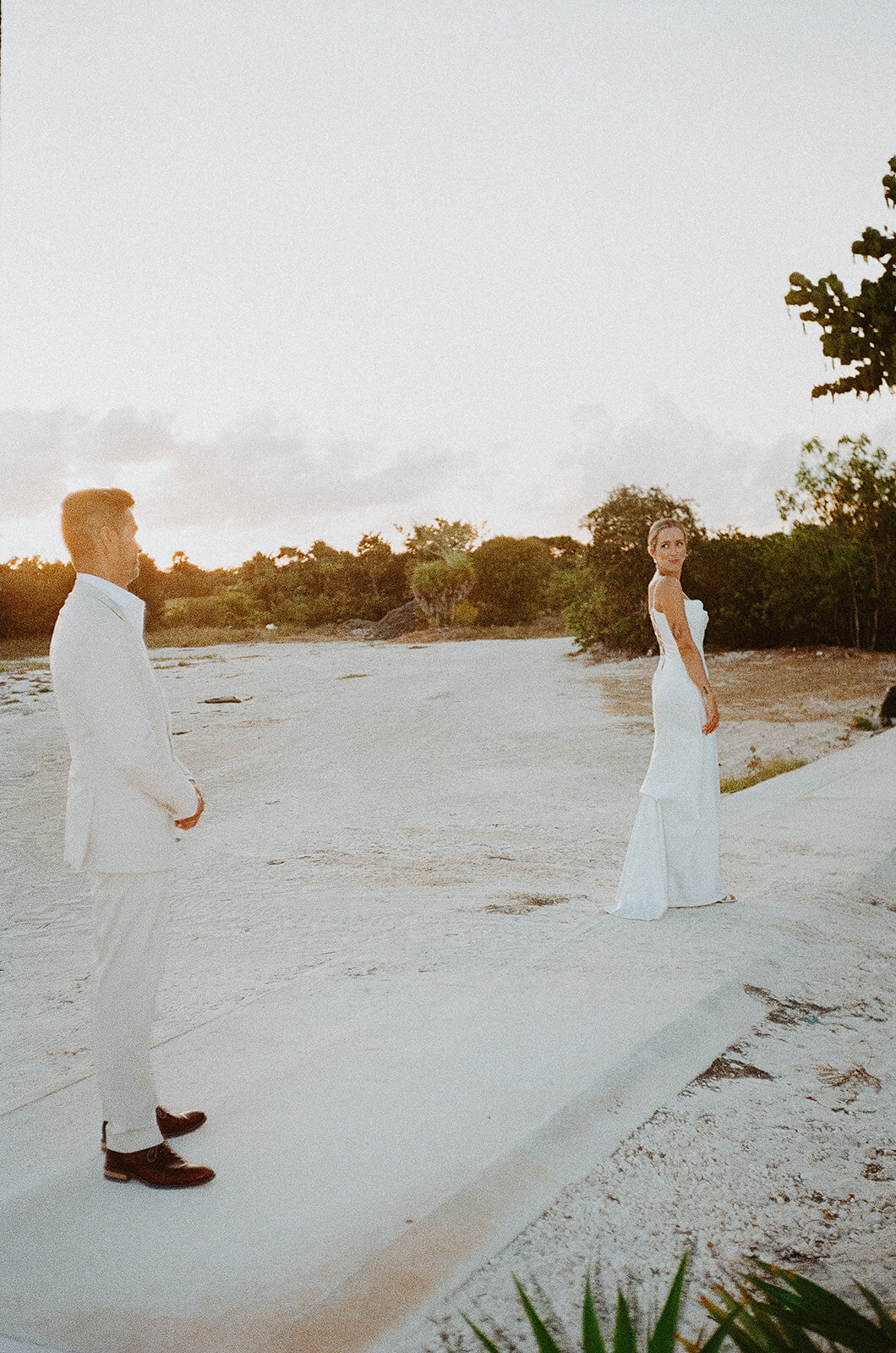 Danielle-Aisling_Cancun_Mexico_Wedding_CZ_17-45 (1)