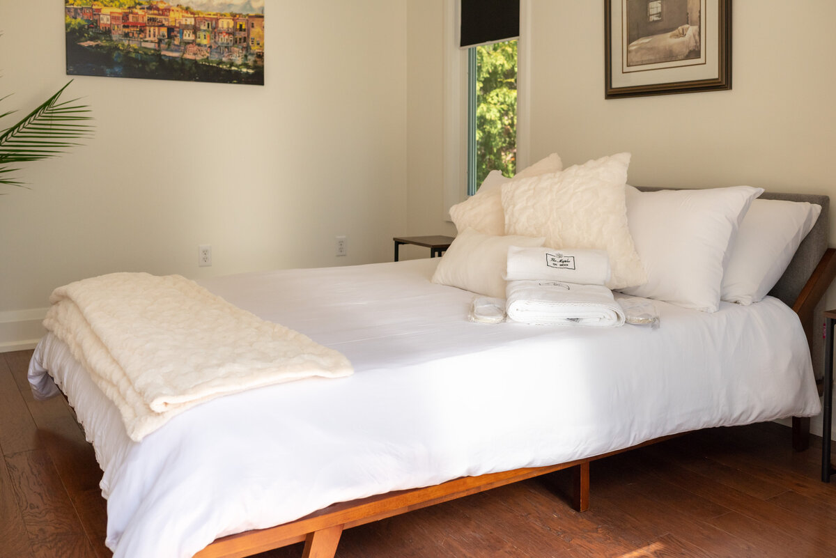 celinegarneau-guestbedroom8