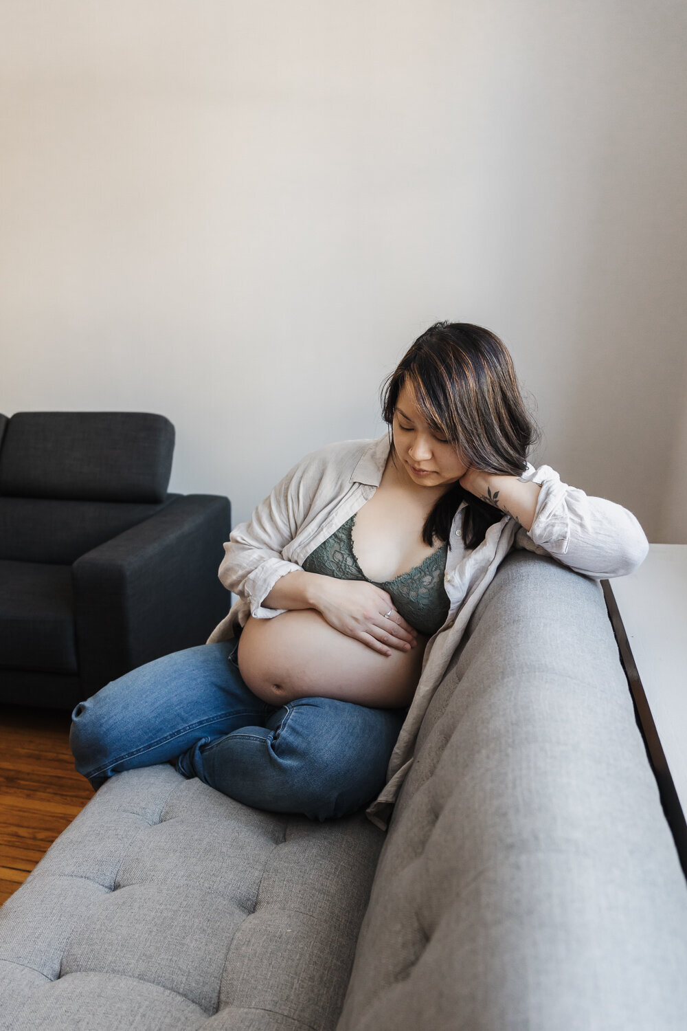 Toronto Maternity Photography at home