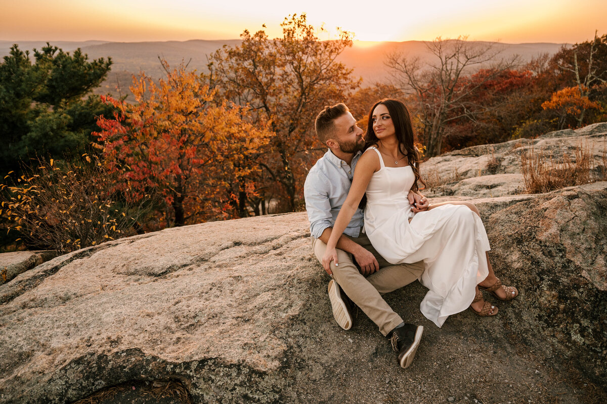 177-Bear-Mountain-Perkins-Memorial-Tower-NY-Engagement-DJ