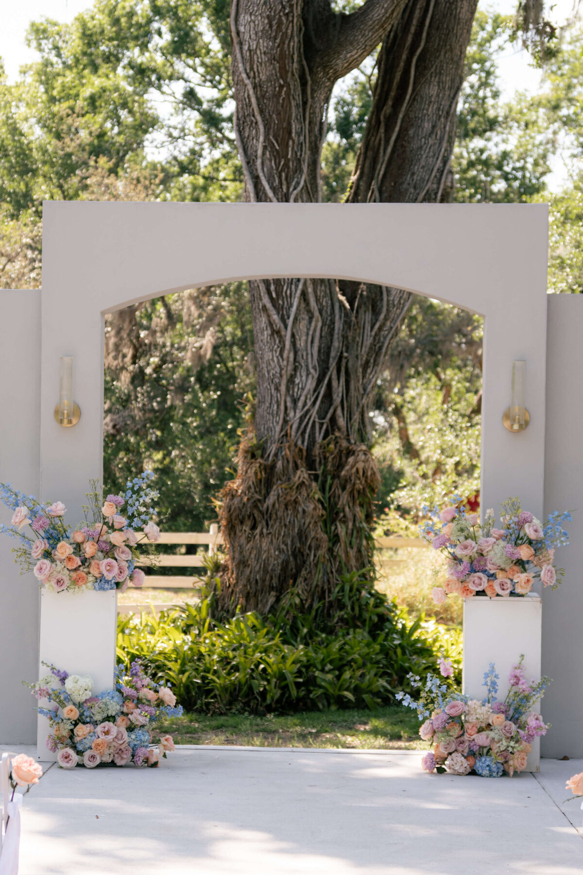 ThePetalCo.WeddingFloralsLakeland4