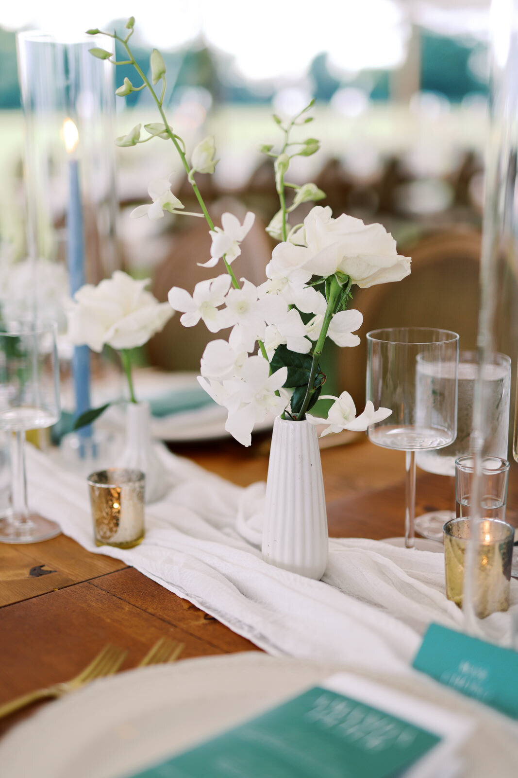 Stylish Waterside Wedding at Whitehall in Annapolis 10