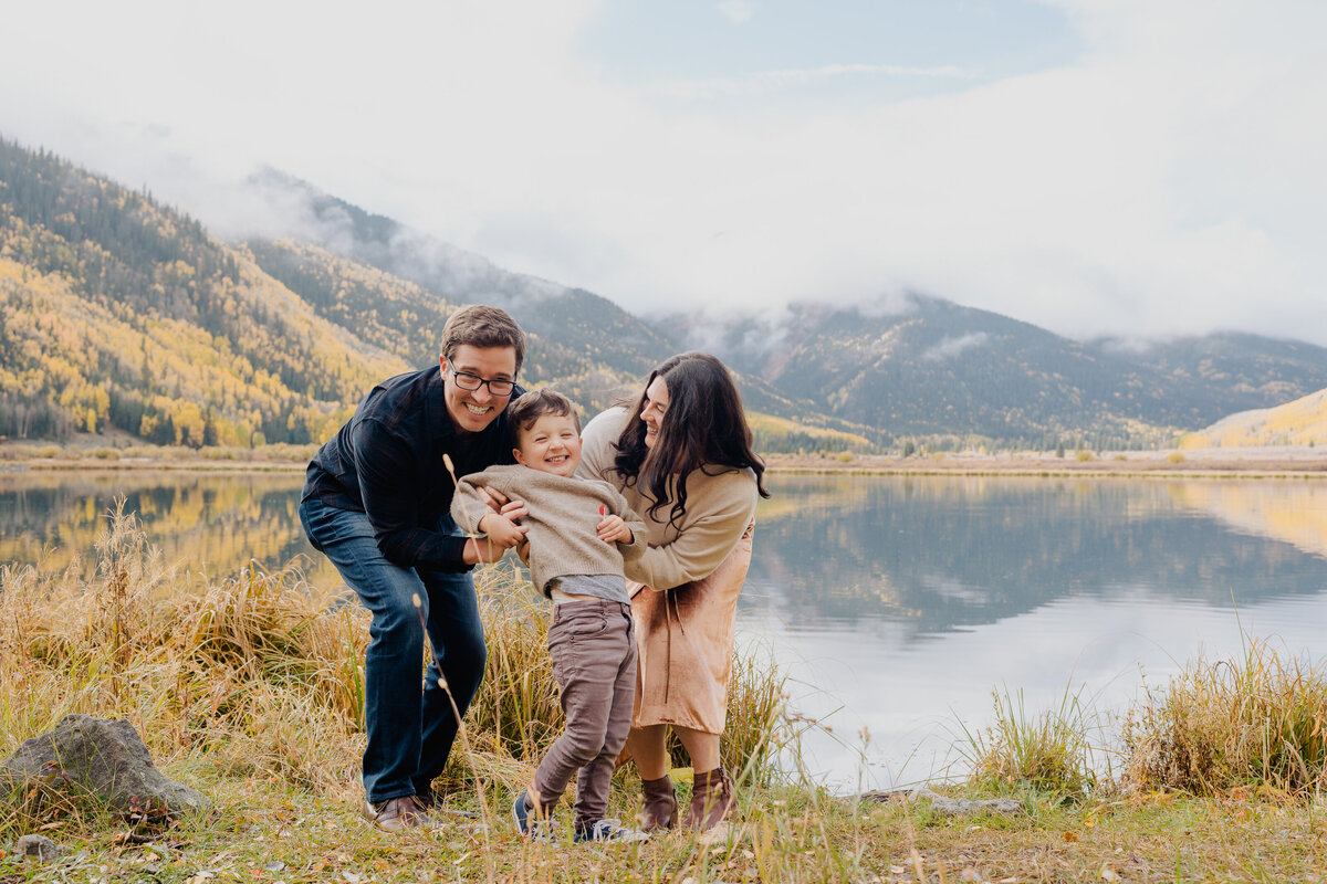 Sam-Murch-Photography-Ouray-Colorado-Fall-Family-Photography-52