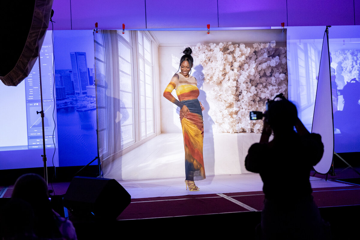 A Caribbean Carnival model posing at a photowalk