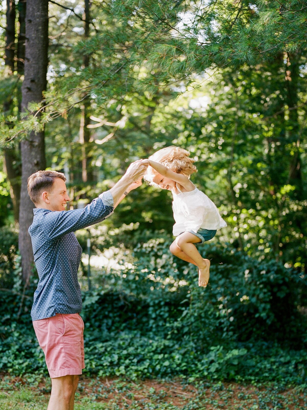 backyard-summer-family-photos-amy-nicole-photography-0021