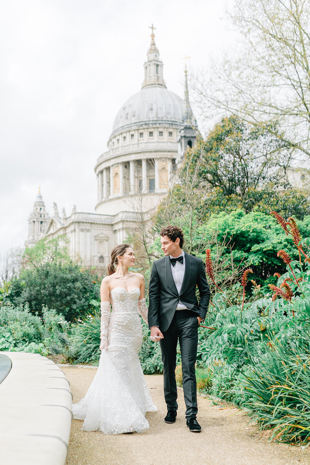 MorganeBallPhotography-Wedding-London-SparklingMoments-04-StPaul-02-57-3003_websize