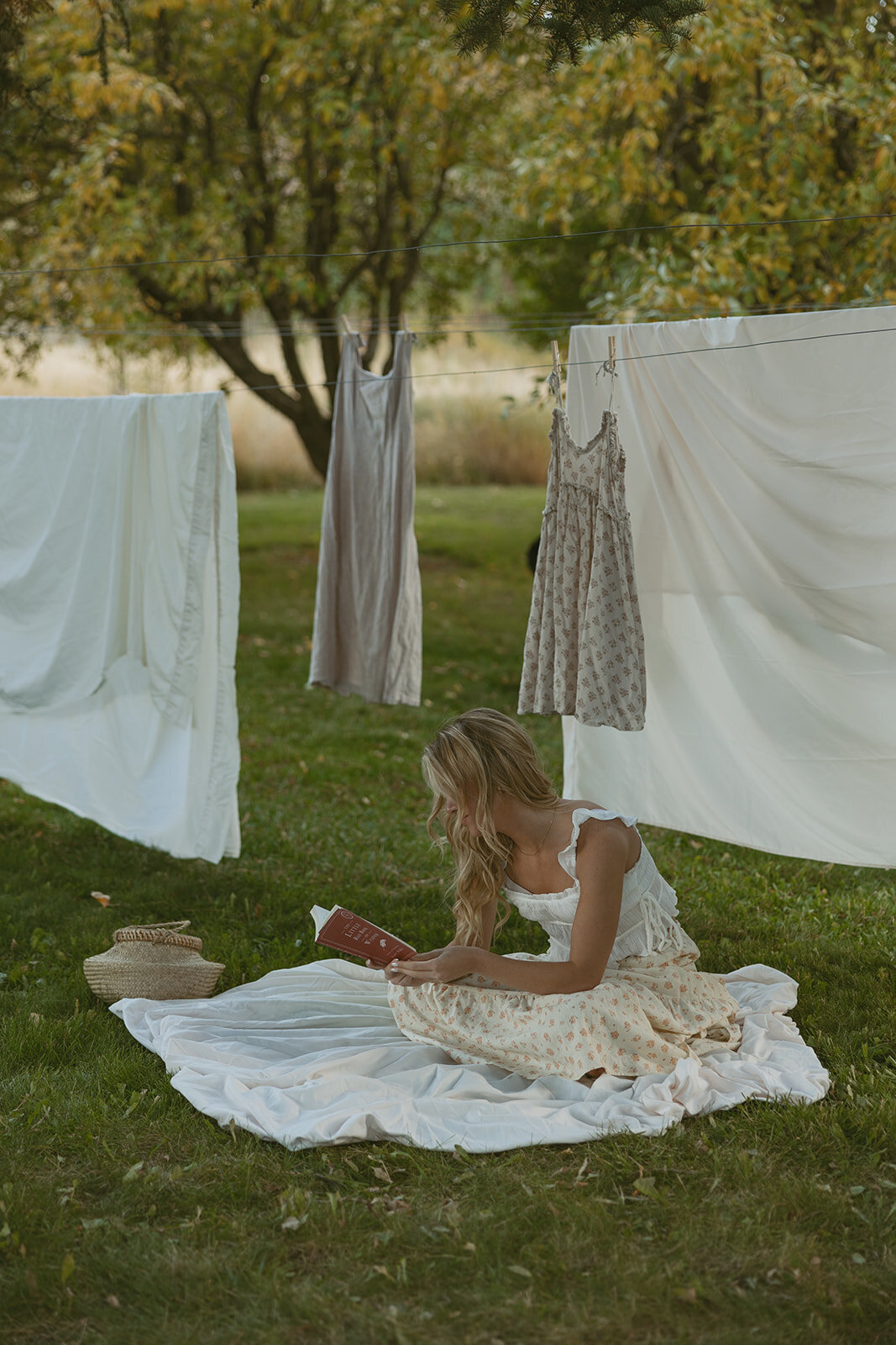 tanya-davids-photo-film-documentary-idaho-utah-oregon-washington-colorado-wedding-elopement-portrait-photographer-intention-session-apple-orchard-18