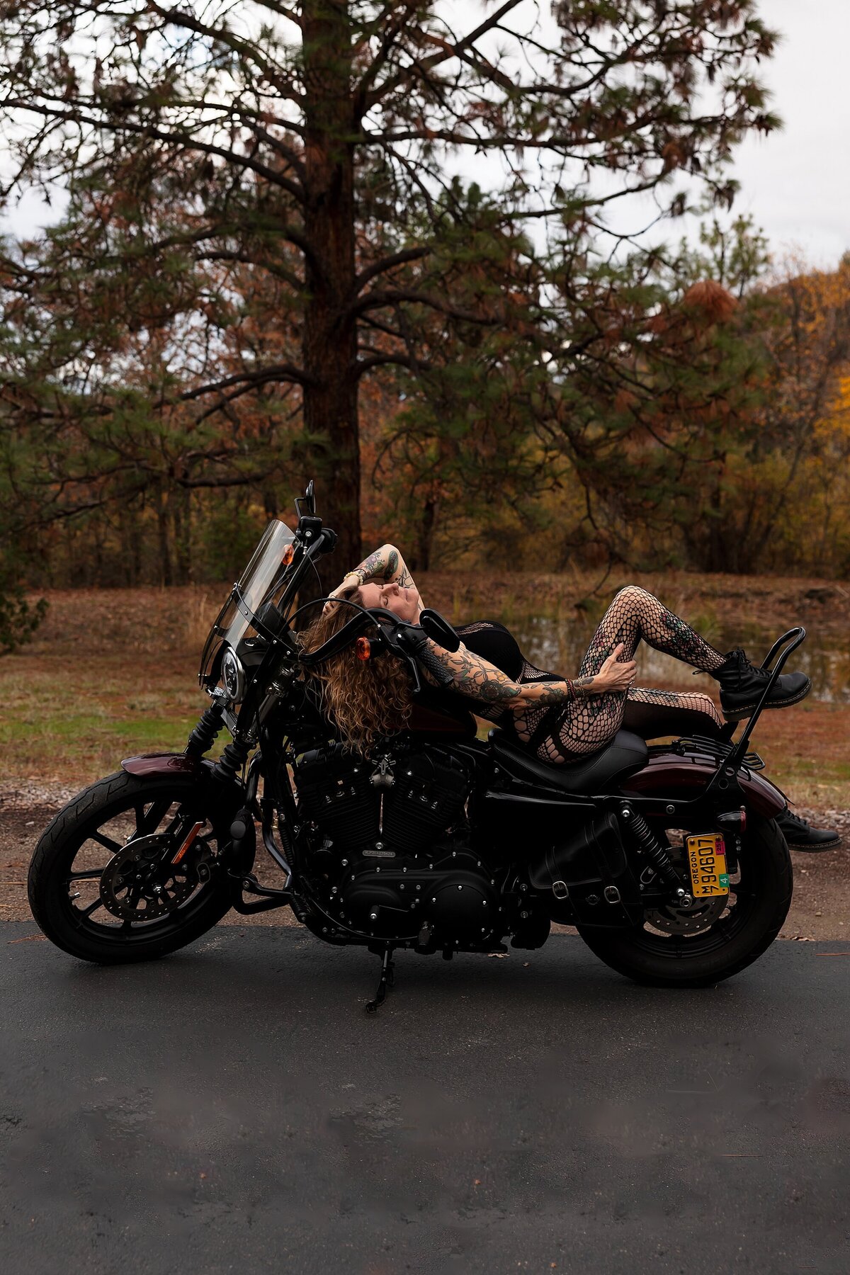 oregon-harley-davidson-motorcycle-boudoir-2