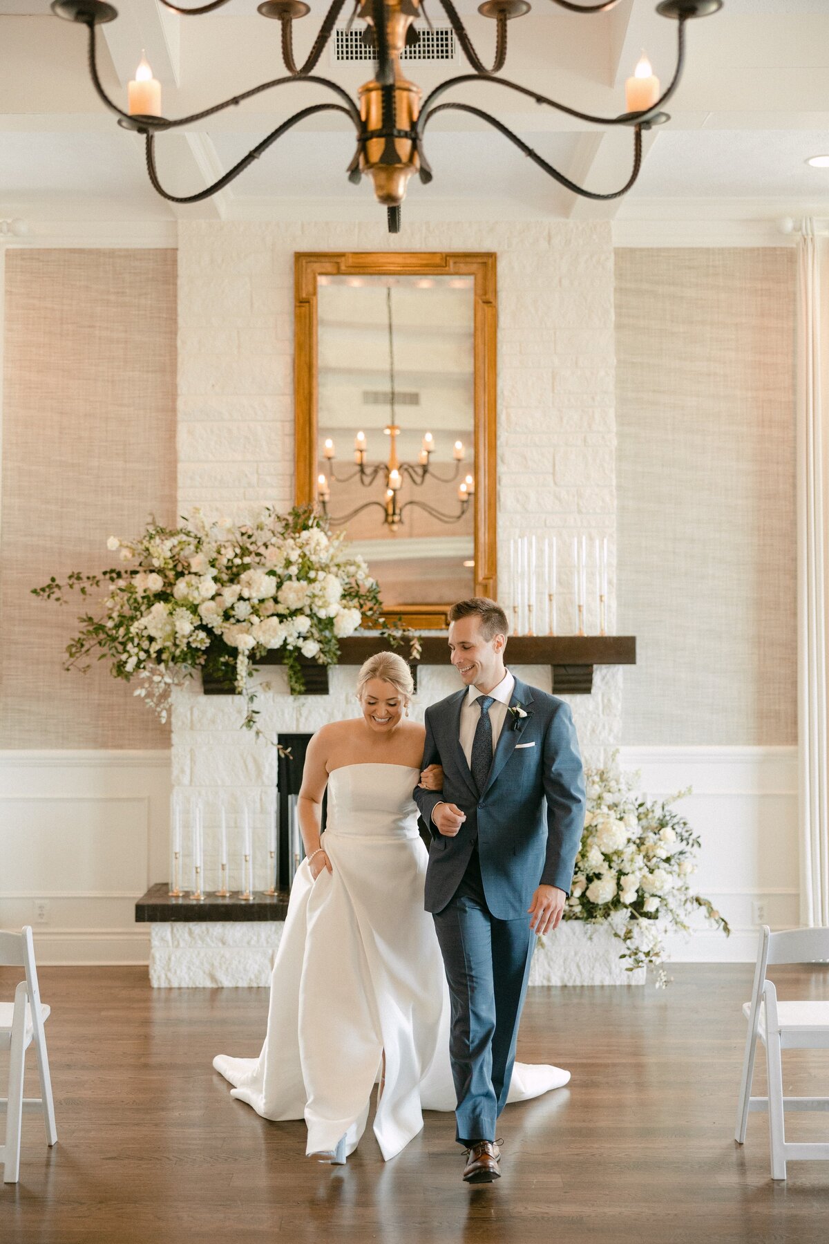 sloan-daniel-wichita-country-club-wedding-kayxbee-212