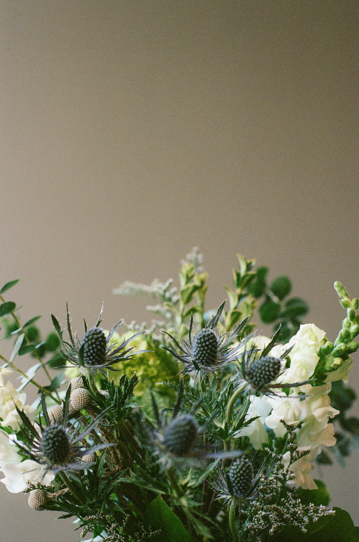 Fleurs lors d'un mariage à Montréal, ajoutant une touche de beauté et d'élégance à cet événement spécial.
