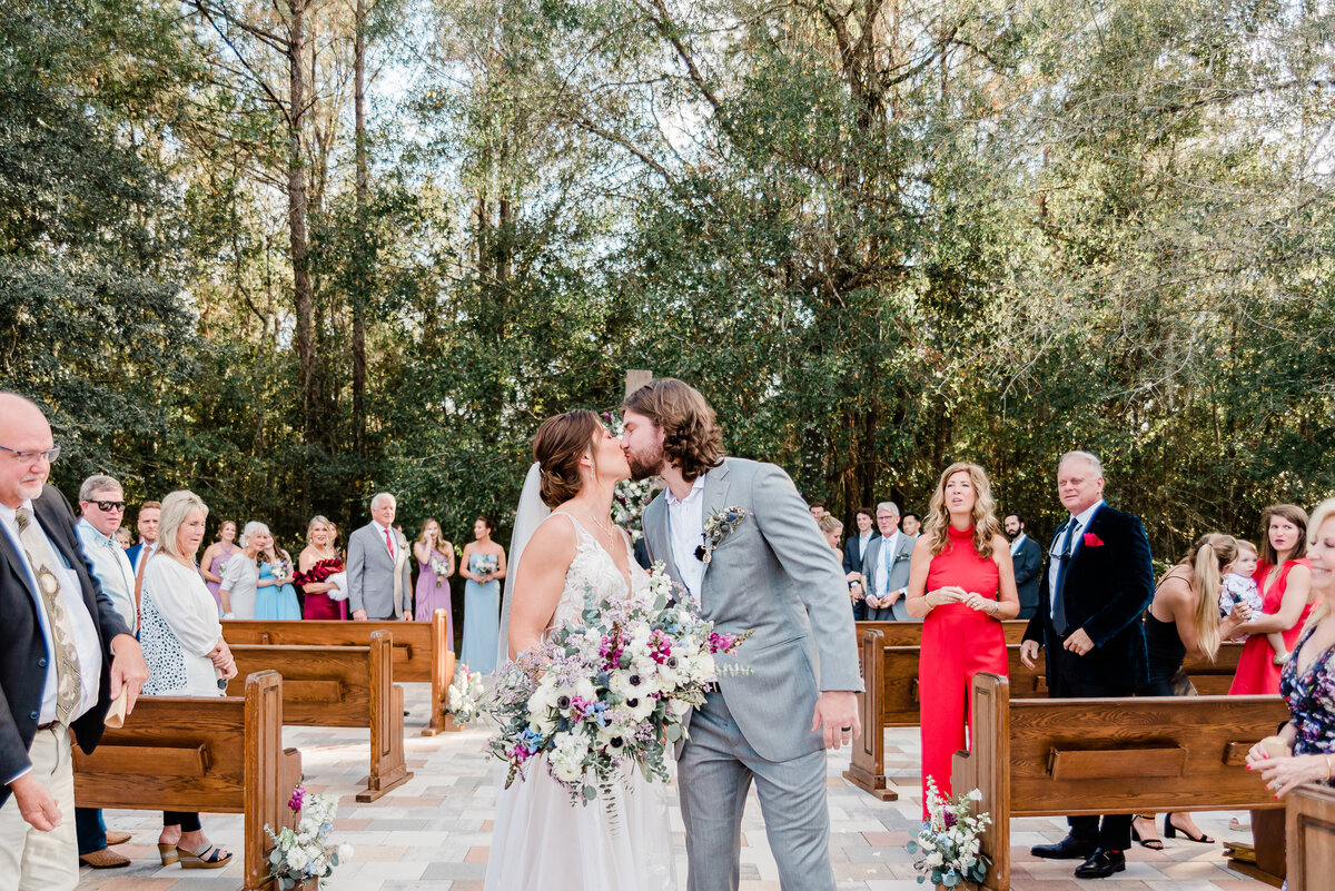 white-barn-wedding-dade-city-fl-51