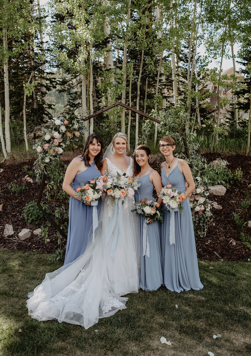 bridal-party-flowers
