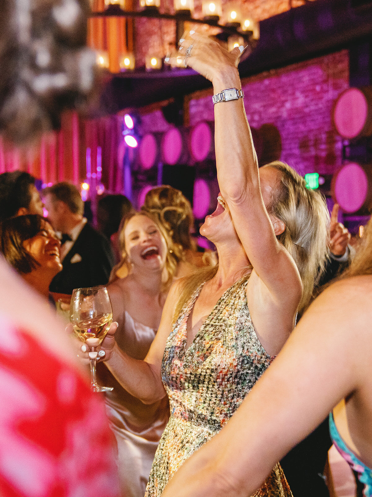 Alex-Patrick-wedding-dancing-55_websize