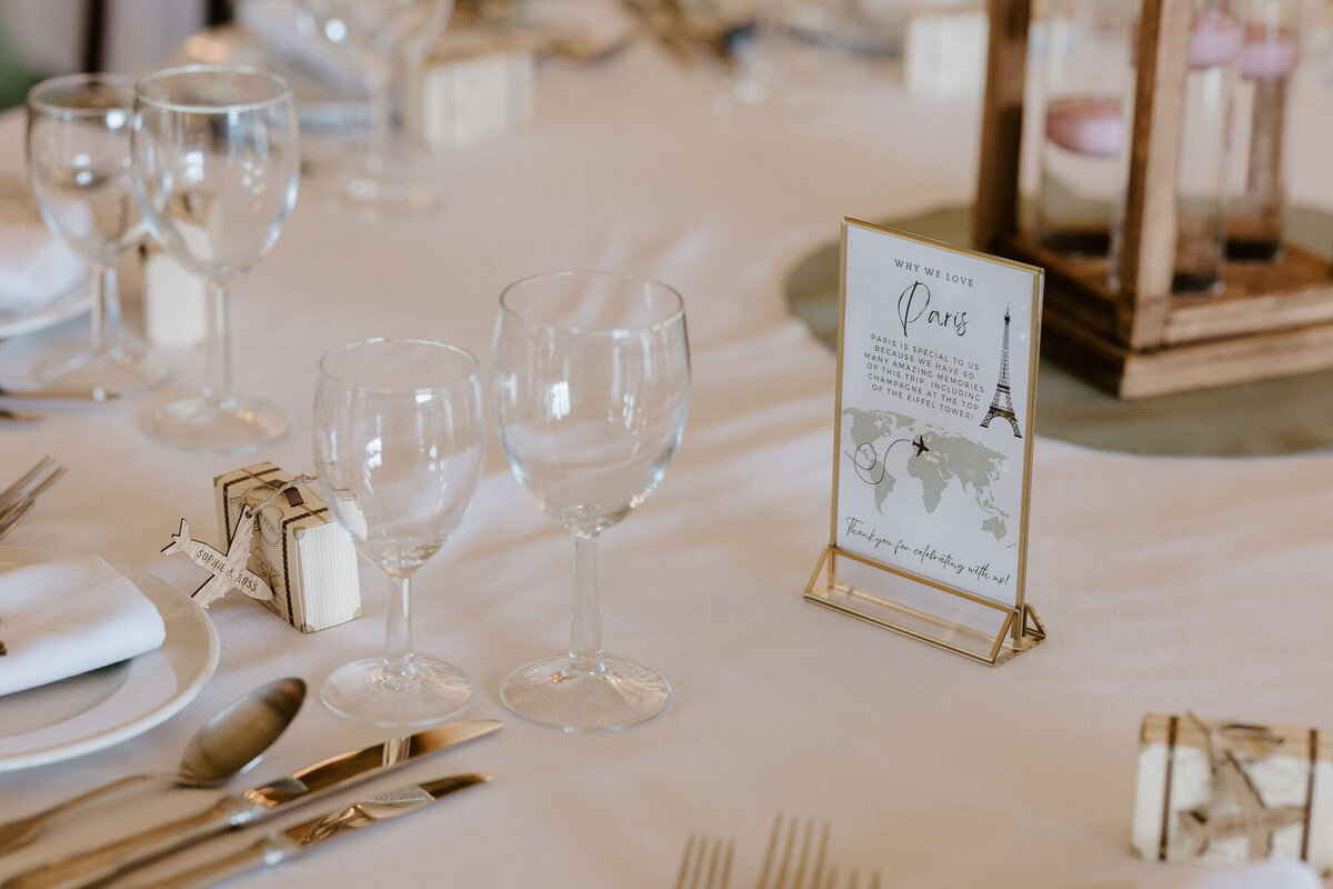 0267Sophie & Ross - Hazel Gap Barn - Dan Tomkins Photography-1