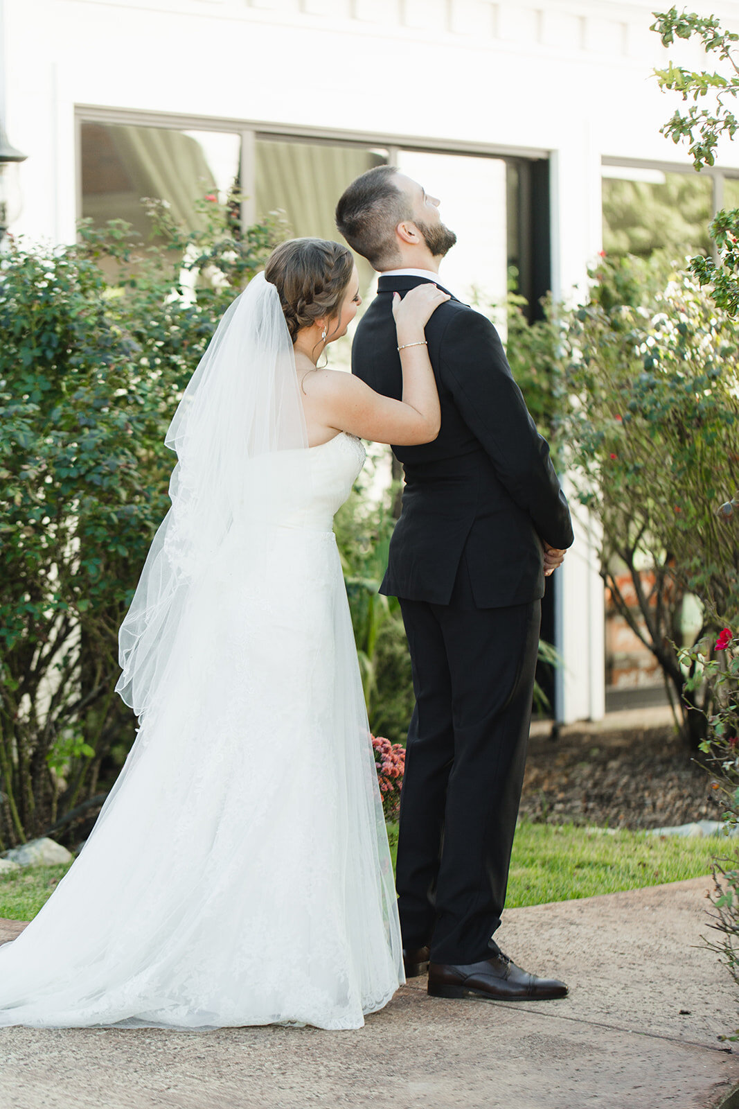 Liberty Hill wedding photographer