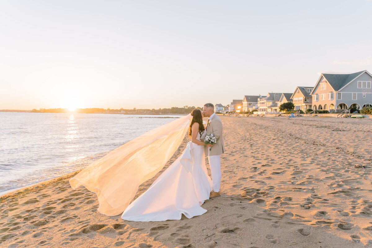 connecticut-wedding-photographer-madison-beach-hotel--sarah-brehant-events