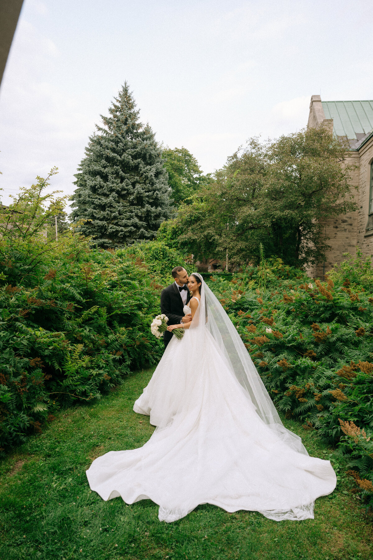 Theate-Saint-James-Wedding-Luxury-WeddingPlanner-Montreal-CoolsEvents - montreal wedding planner