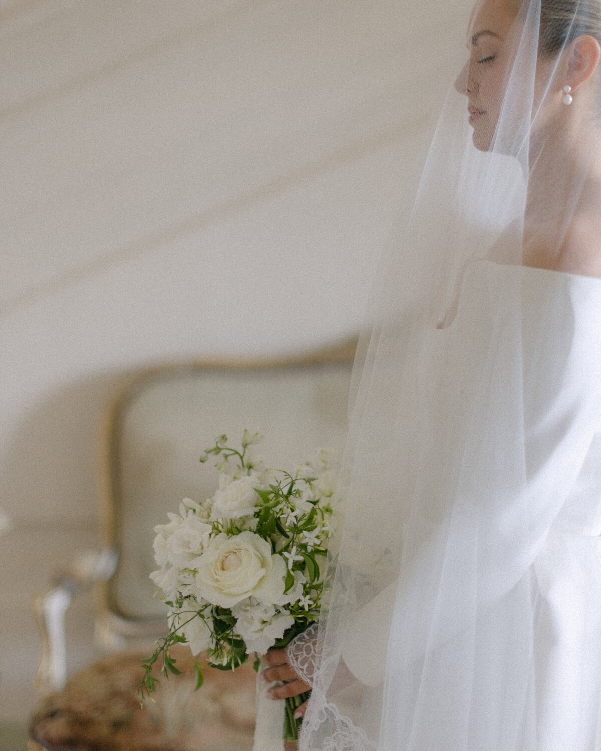 Chateau-de-Grand-Luce-wedding-florist-Floraison6