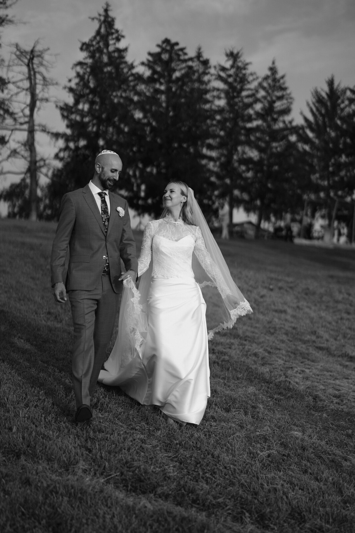 Summer Wedding in Marlboro, New York_210