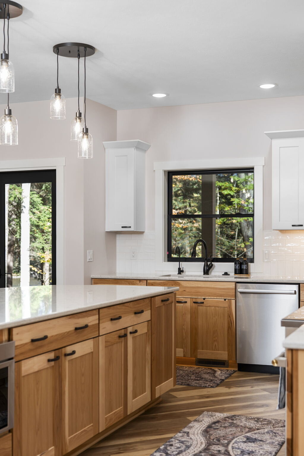 62-web-or-mls-JEL01976