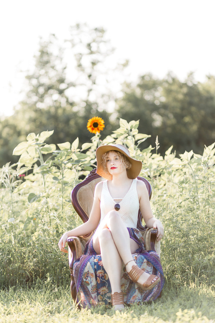 Senior Session in the Sunflower Field