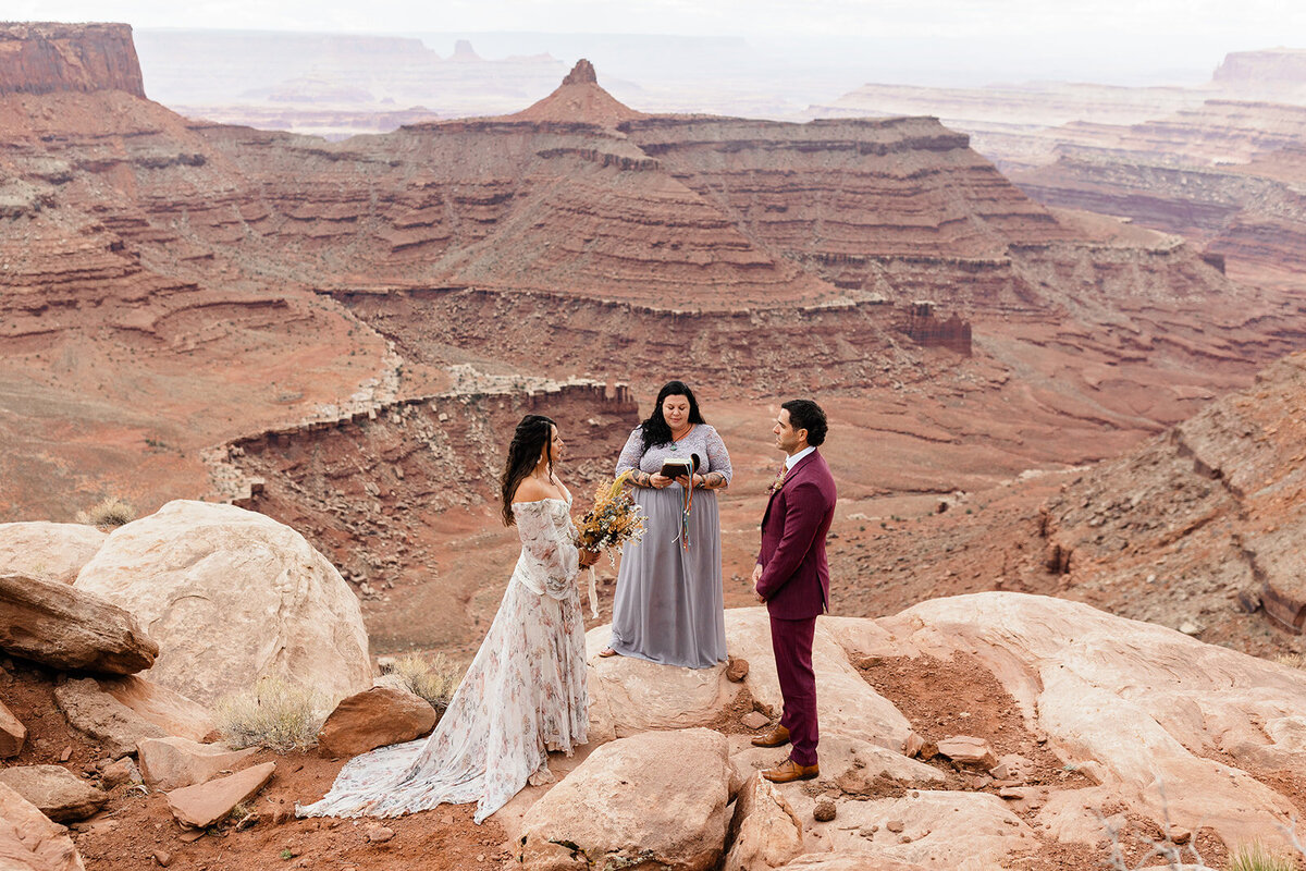 kaylan-morgan-marlboro-point-elopement-22
