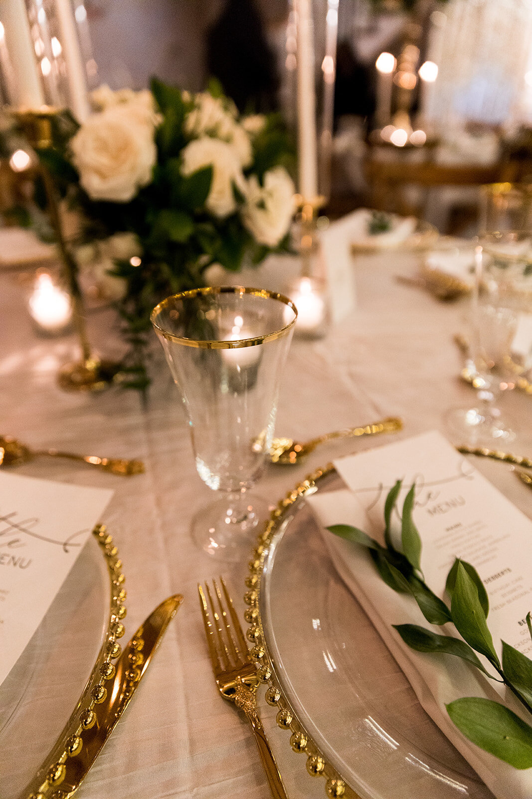 tableware-with-elegant-golden-details