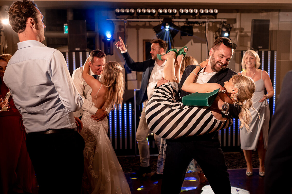 hampshire-wedding-photographer-martin-bell-photography-111-1