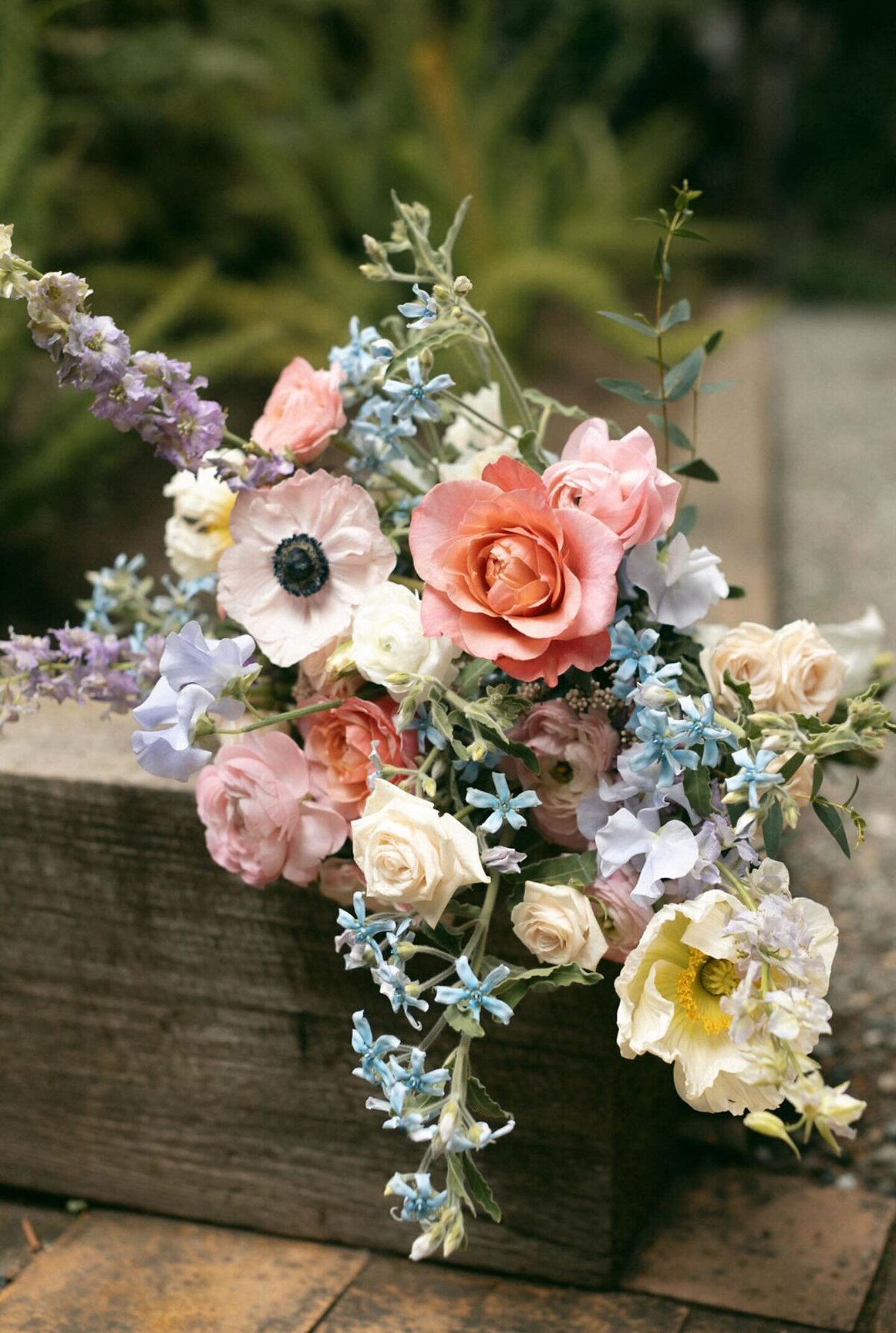 big-sur-bridal-bouquet-carmel-gardens