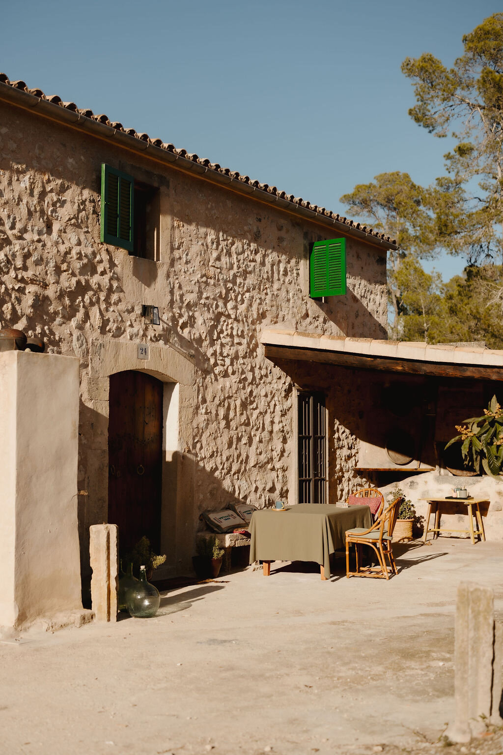 THE AWAKENING ° MIMI FIEDLER  ° FOURTYONE