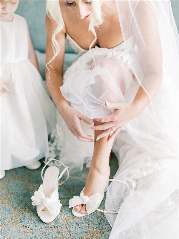 Washington DC Wedding Photographer Costola Photography - Glen Ellen Farm _ Ryann & Kevin _ Bride Getting Ready 56