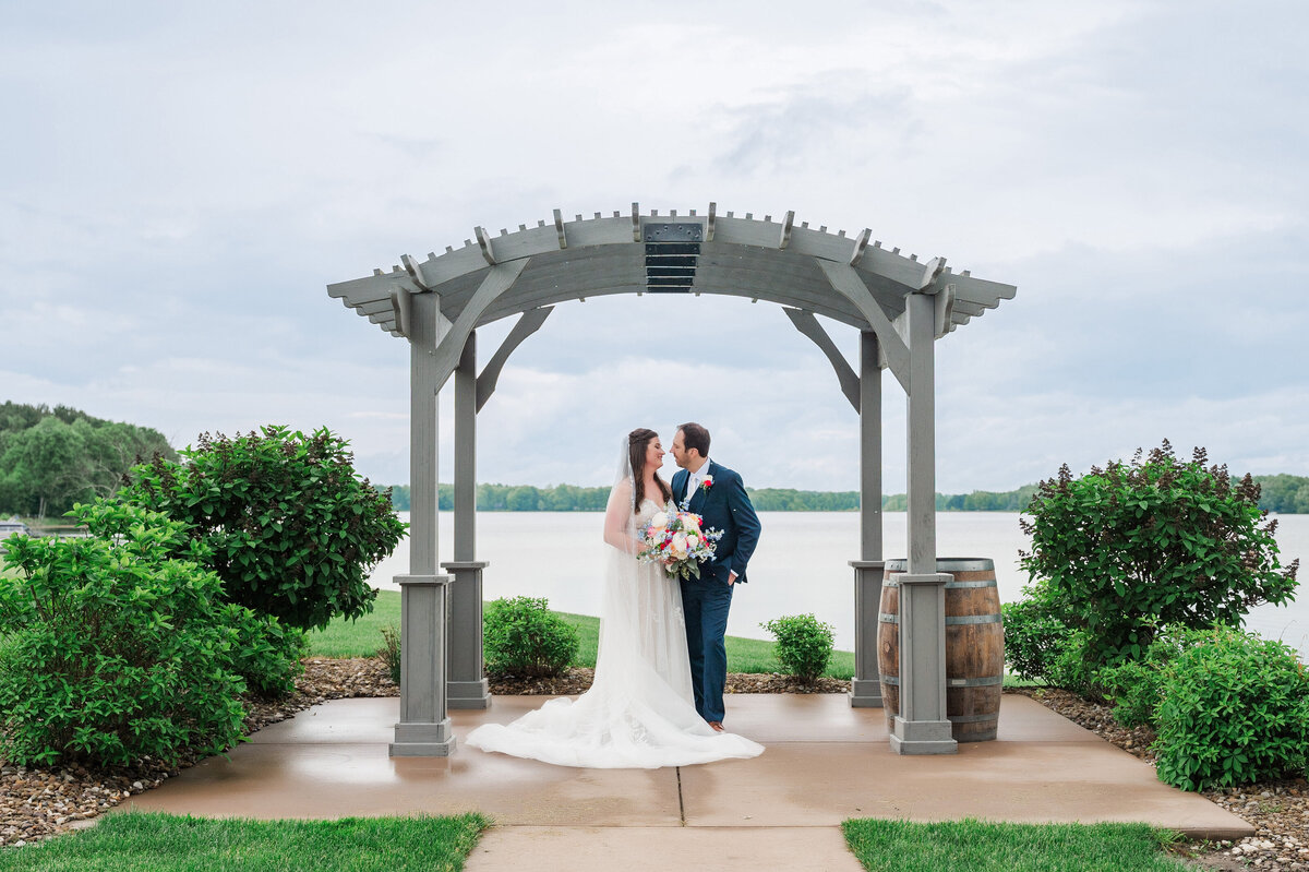 wedding picture at the pine lake event center