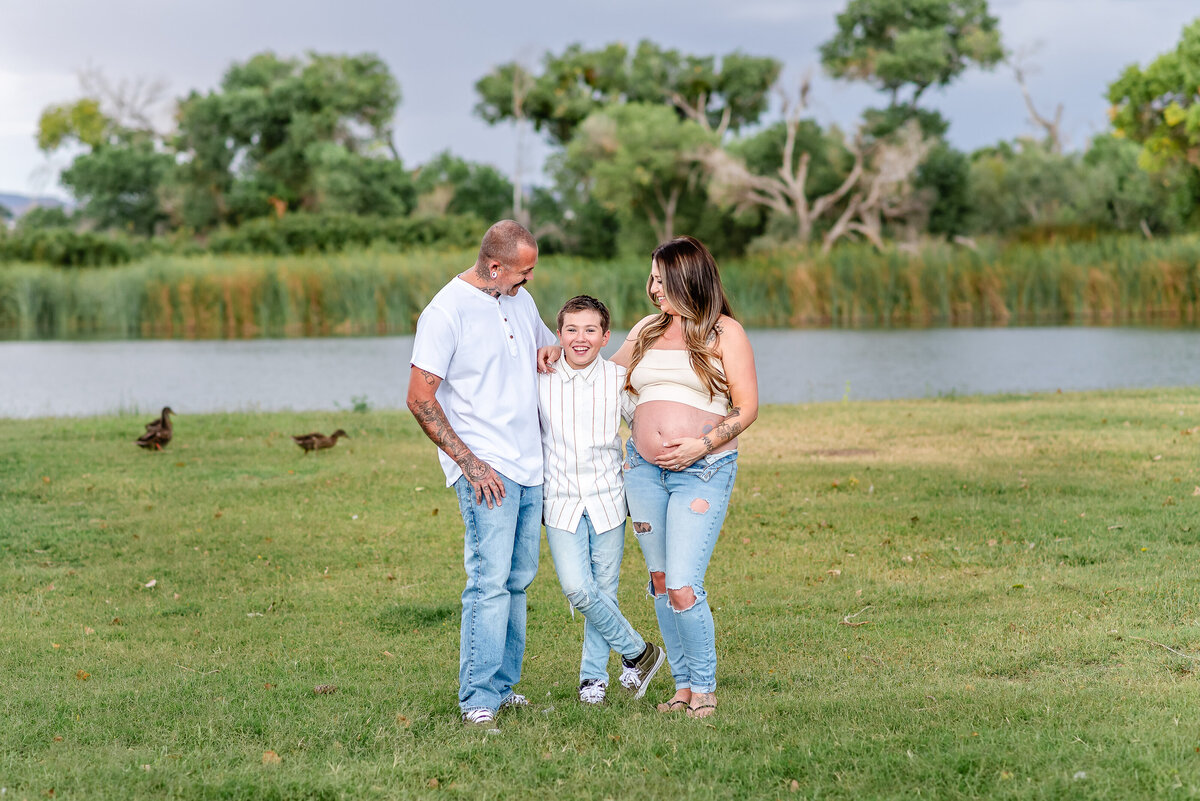 AppleValley-maternity-photographer-12